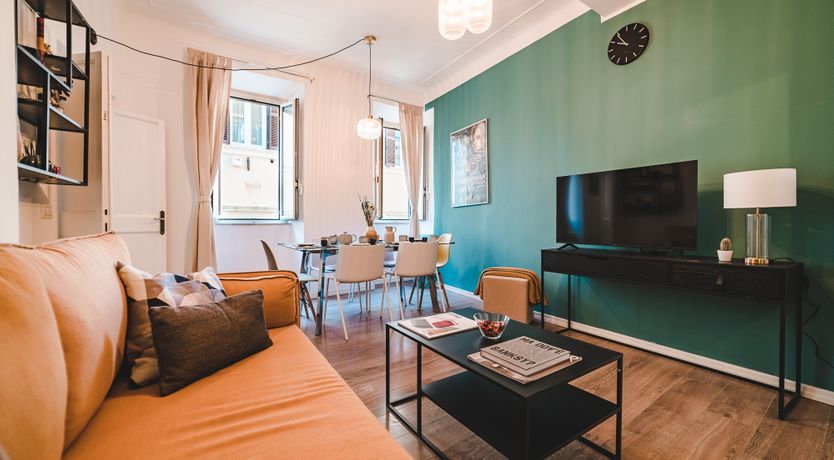 Photo of The Roman View