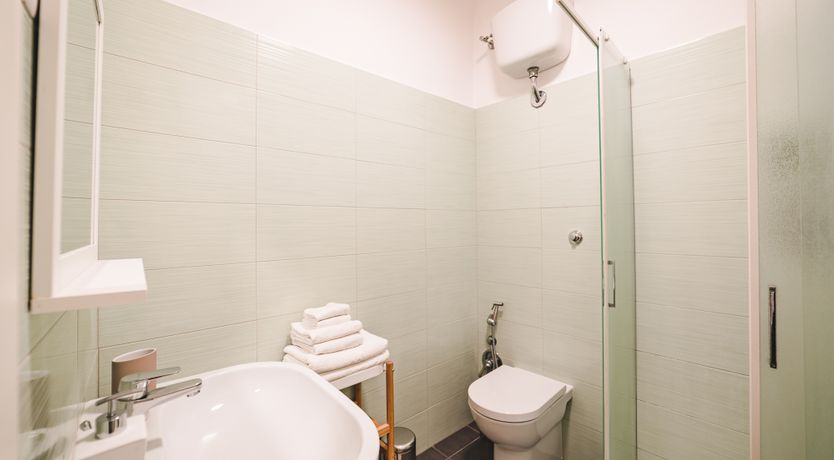 Photo of The Roman View