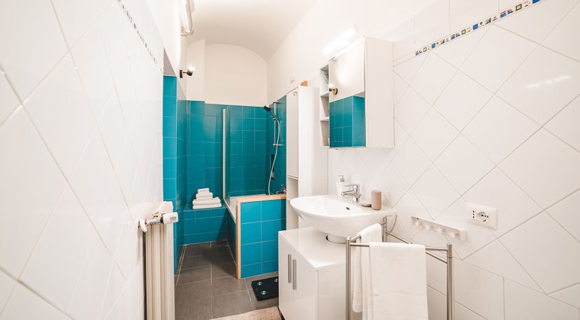 Photo of The Roman View