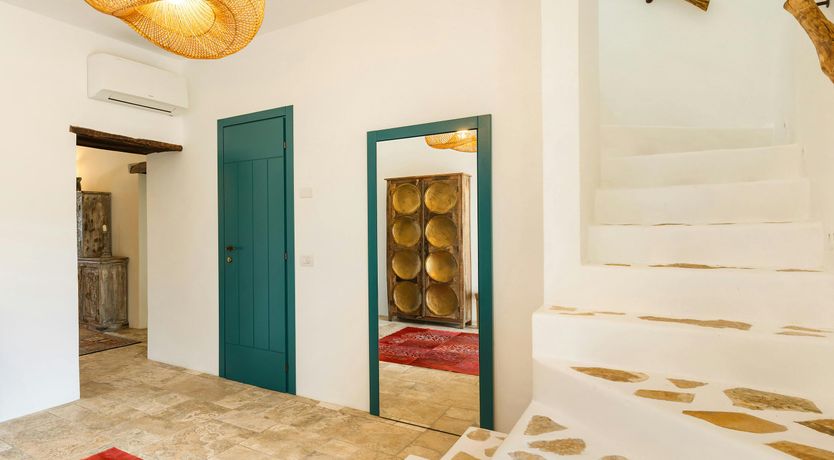 Photo of Tuscan Nightingale