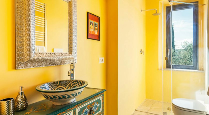 Photo of Tuscan Nightingale