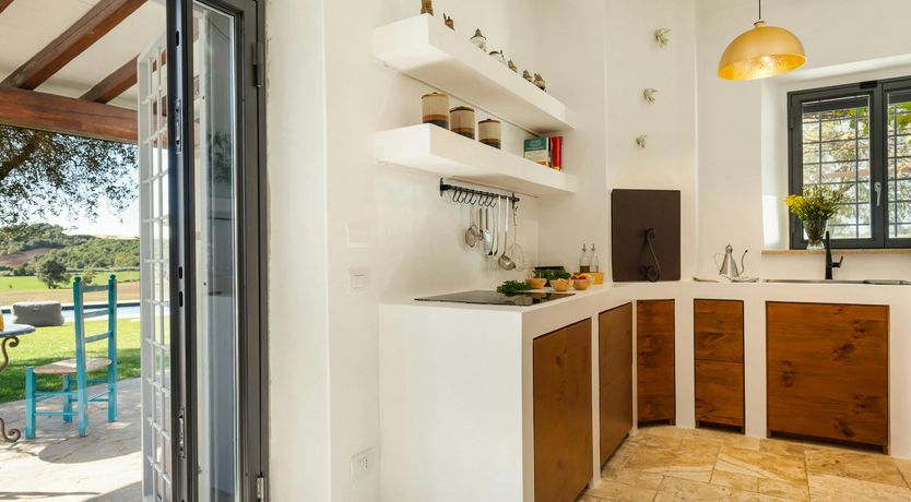 Photo of Tuscan Nightingale