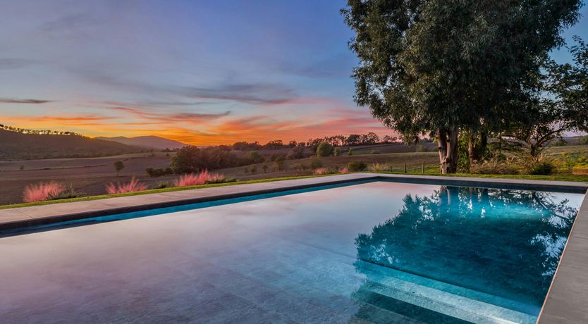 Photo of Tuscan Nightingale