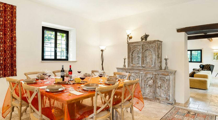 Photo of Tuscan Nightingale