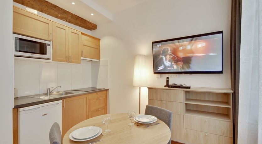 Photo of Parisian Stone