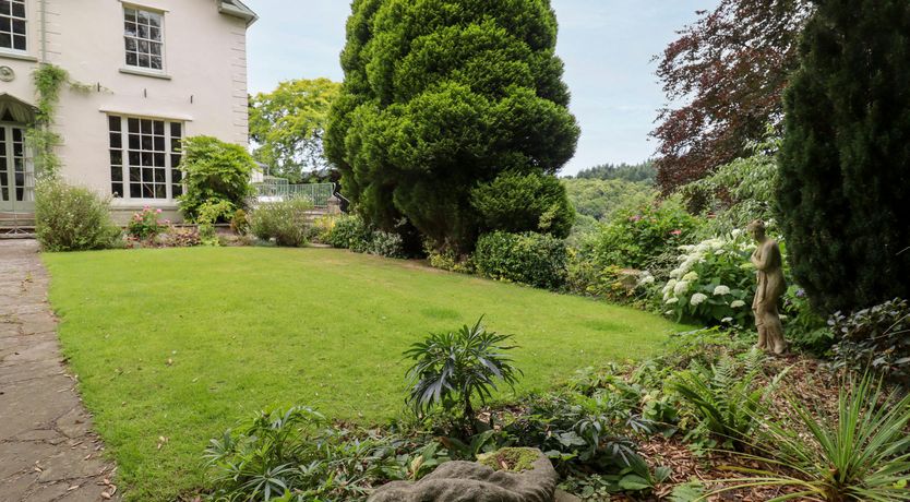 Photo of An Emerald Escape