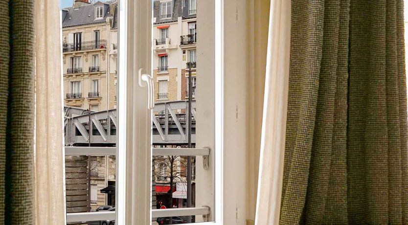 Photo of Queen of the Moment