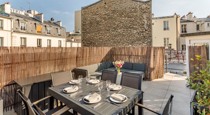 Photo of Queen of the Moment