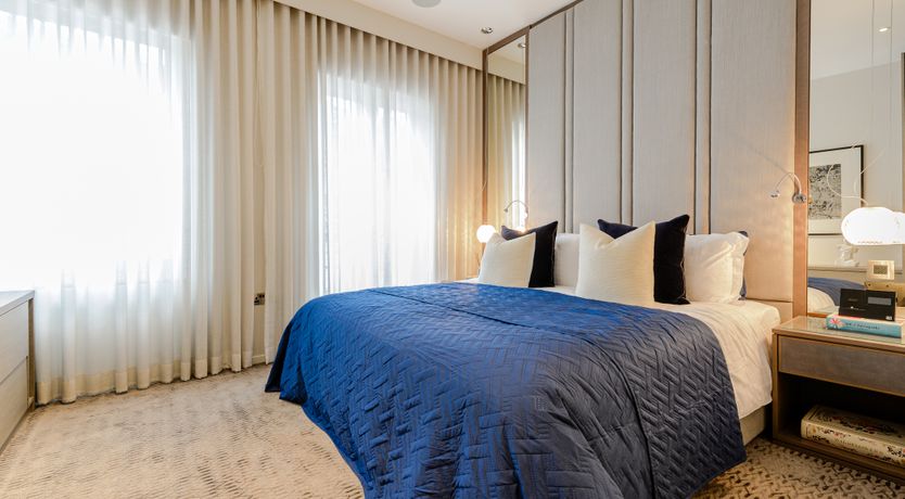 Photo of The Ivy & Gold