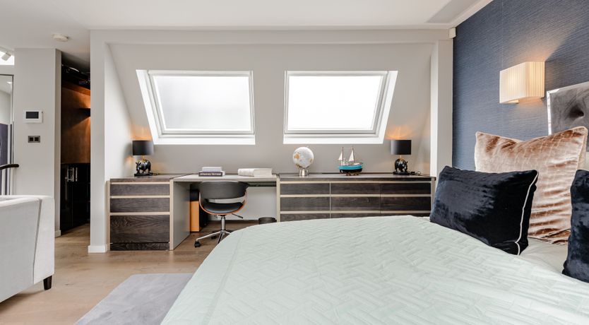 Photo of The Ivy & Gold