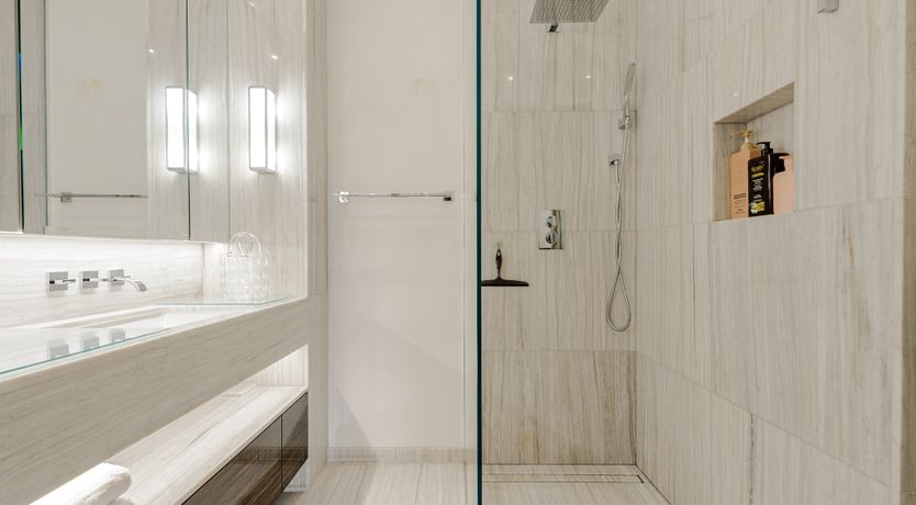 Photo of The Ivy & Gold