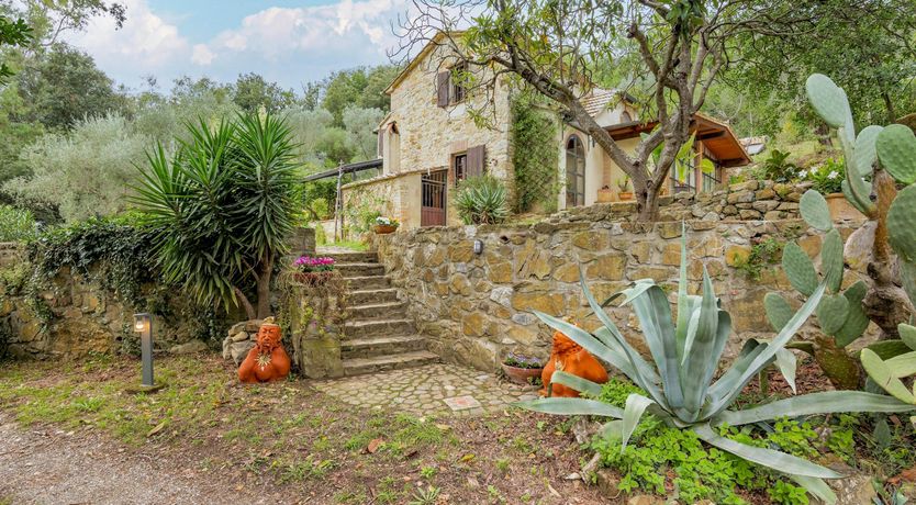 Photo of Lavender & Wine