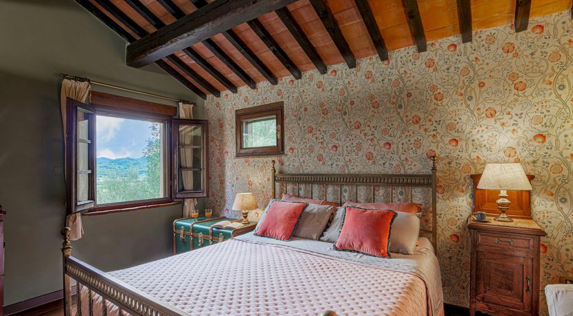 Photo of Lavender & Wine