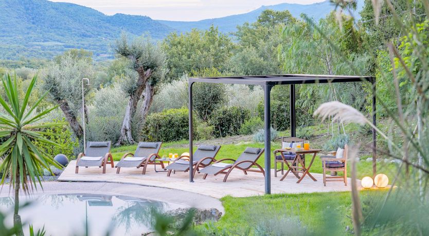 Photo of Lavender & Wine