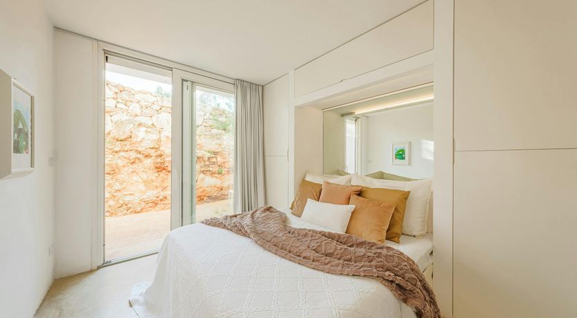 Photo of Ivory & Umber