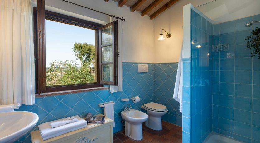 Photo of The Ochre farmhouse