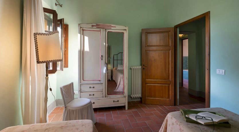 Photo of The Ochre farmhouse