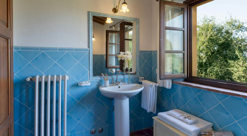 Photo of The Ochre farmhouse