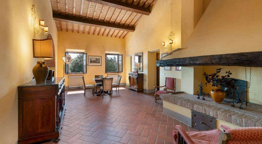 Photo of The Ochre farmhouse