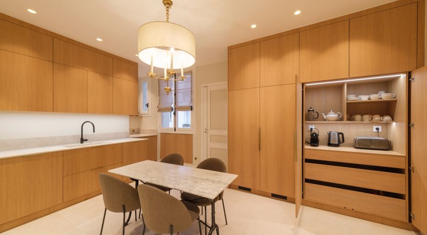 Photo of A Walk Along the Seine