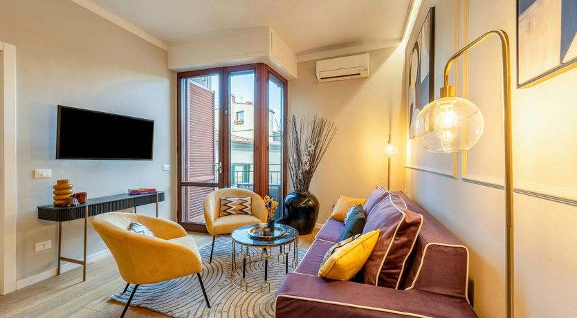 Photo of Santa Croce Style