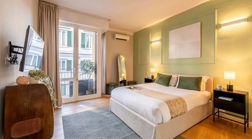 Photo of Santa Croce Style