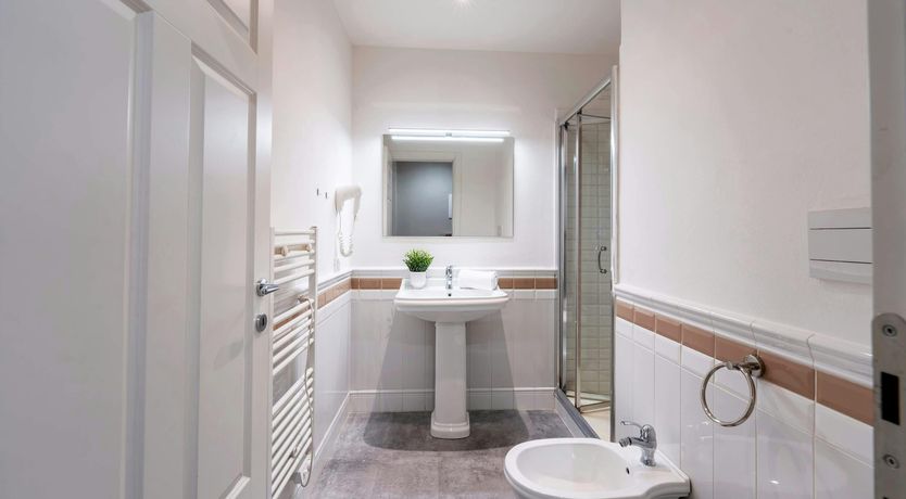 Photo of Santa Croce Style