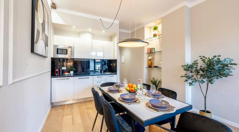 Photo of Santa Croce Style