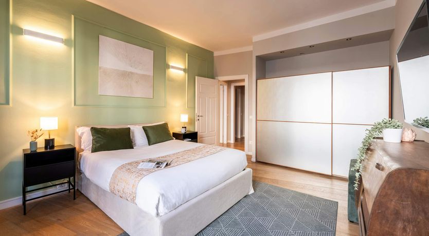 Photo of Santa Croce Style