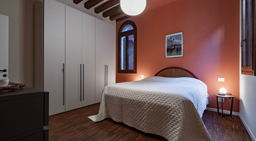 Photo of Crystal & Lace