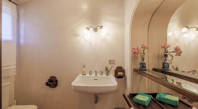 Photo of Olive Grove Hills