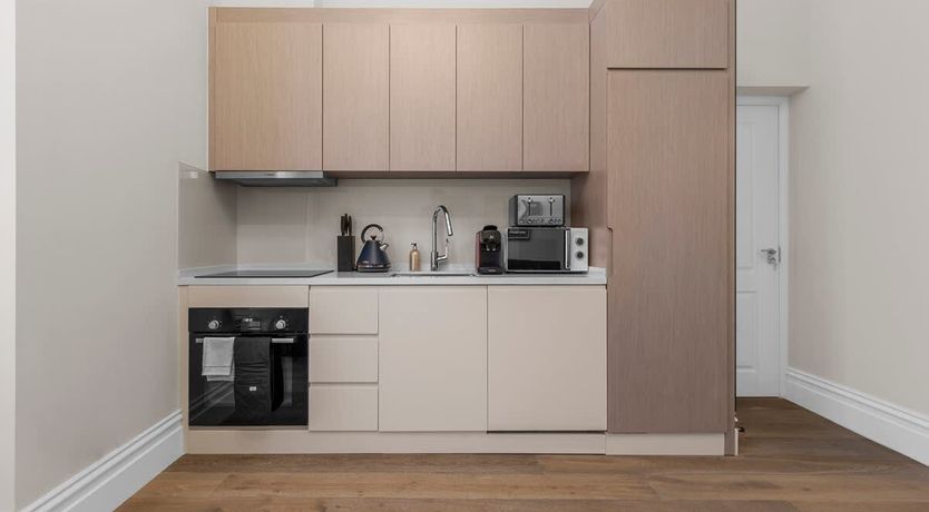 Photo of London Groove