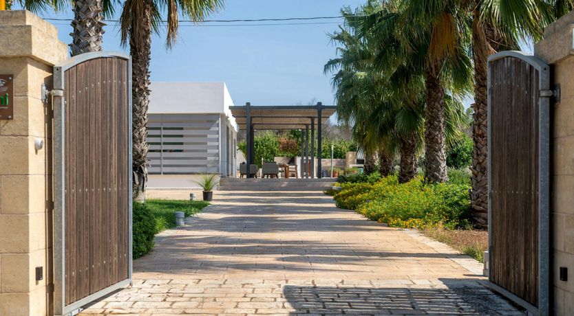 Photo of Salento Glow