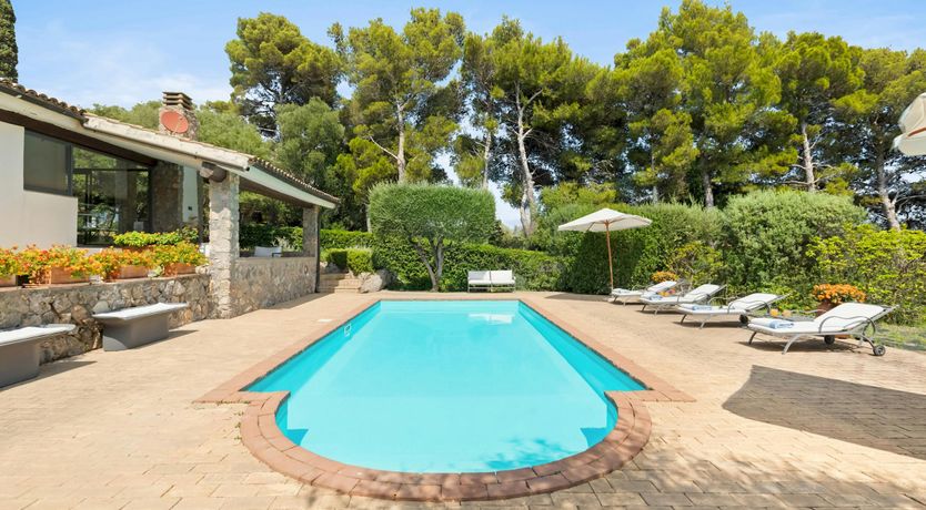 Photo of Pink Terracotta