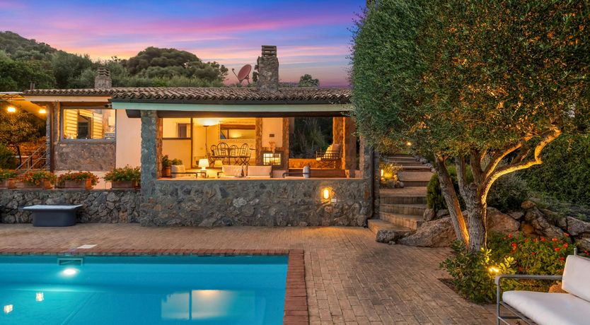 Photo of Pink Terracotta