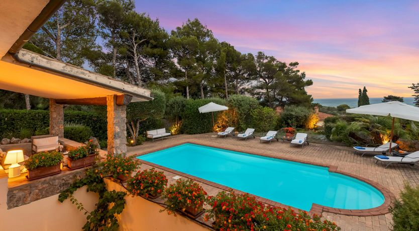 Photo of Pink Terracotta