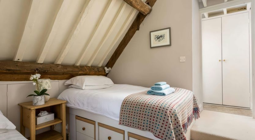 Photo of Blockley Silk