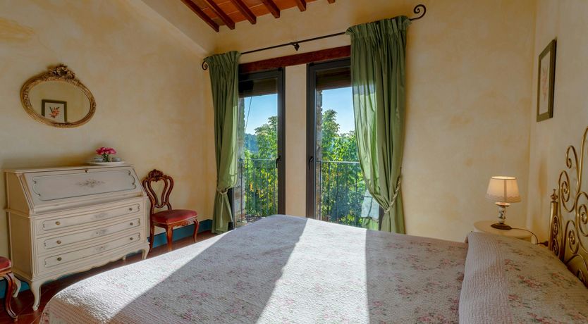 Photo of Chestnut & Stone