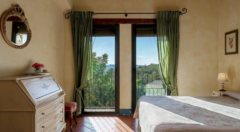 Photo of Chestnut & Stone