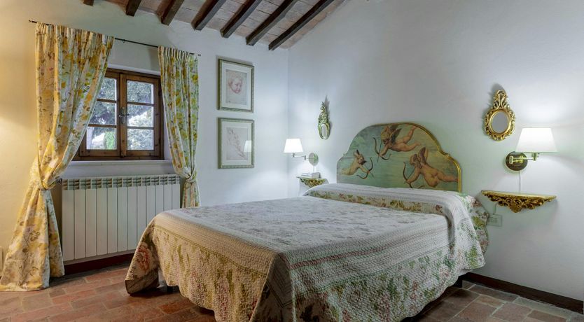 Photo of Chestnut & Stone