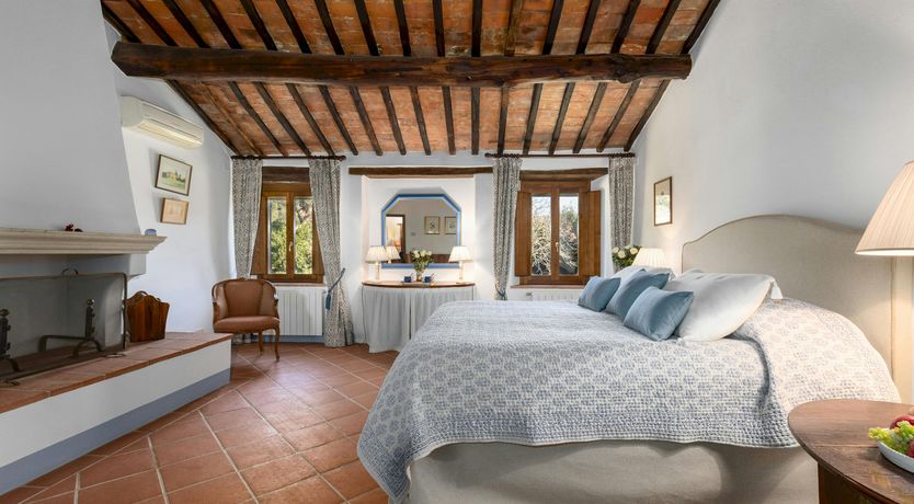 Photo of Tuscan Flower