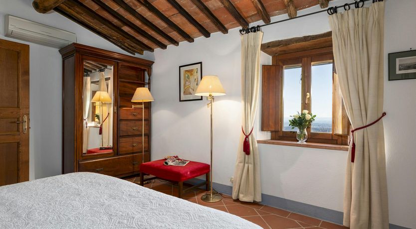 Photo of Tuscan Flower