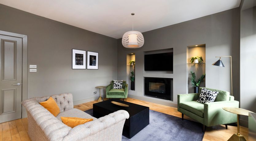 Photo of Vesper Violet