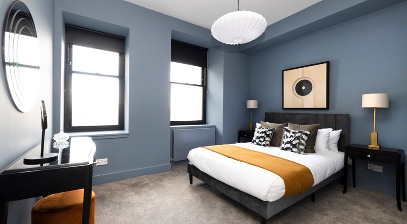 Photo of Vesper Violet