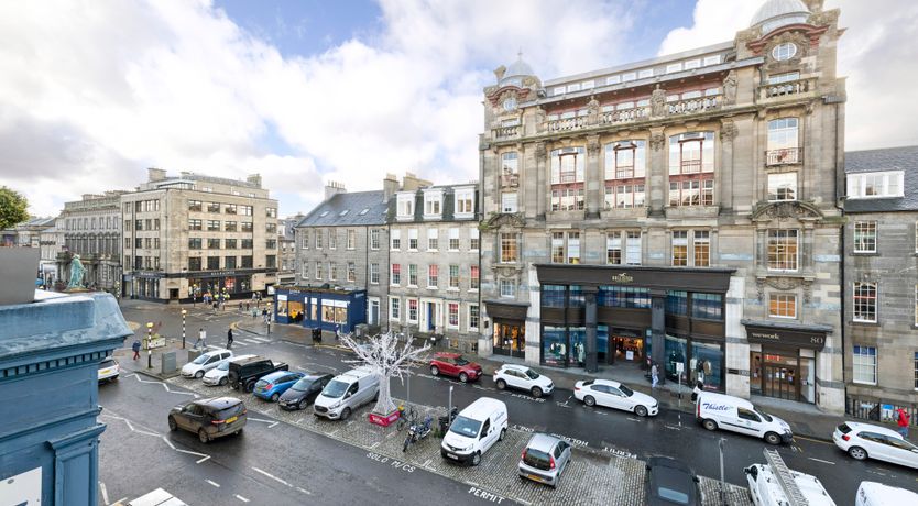 Photo of Vesper Violet