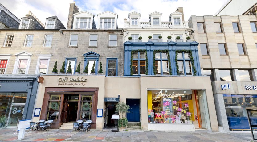 Photo of Vesper Violet