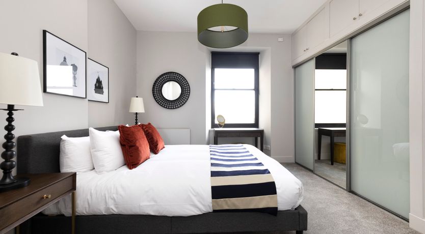 Photo of Vesper Violet