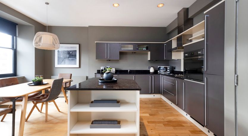 Photo of Vesper Violet