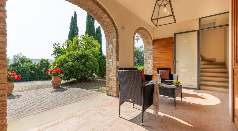 Photo of Pisan Stone