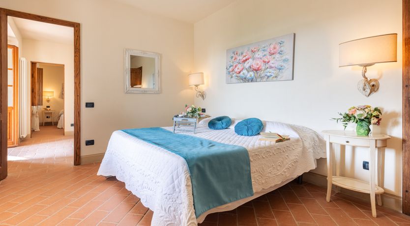 Photo of Pisan Stone